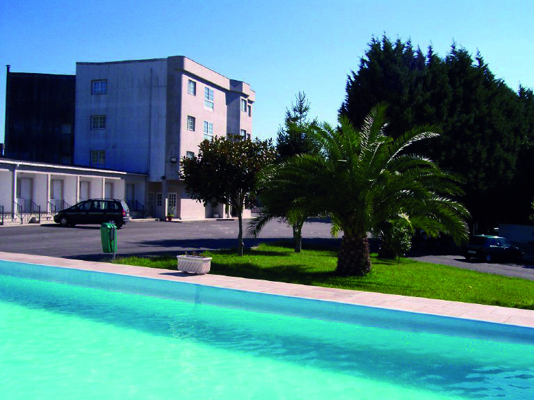 Hotel Paris Poio Luaran gambar