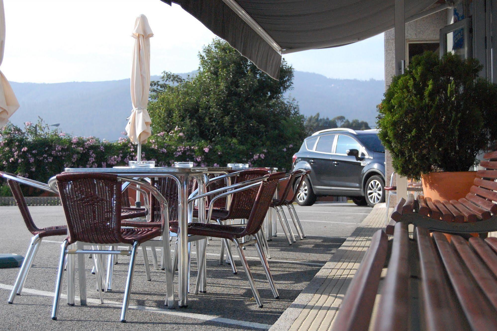 Hotel Paris Poio Luaran gambar